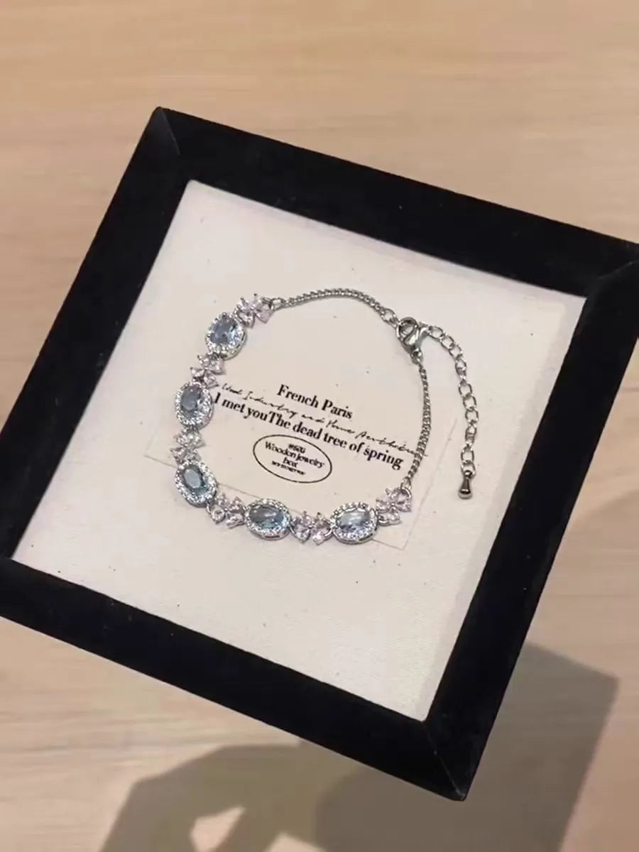 t Sparkling Zircon Flower Bracelet