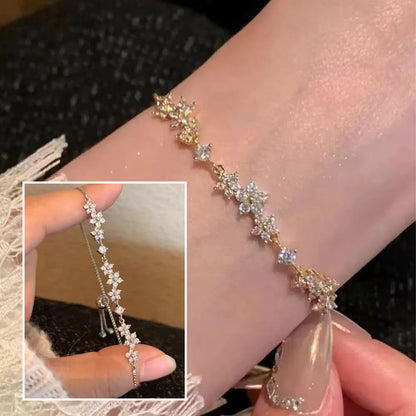 t Sparkling Zircon Flower Bracelet