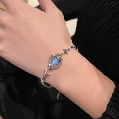 t Sparkling Zircon Flower Bracelet