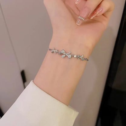 t Sparkling Zircon Flower Bracelet